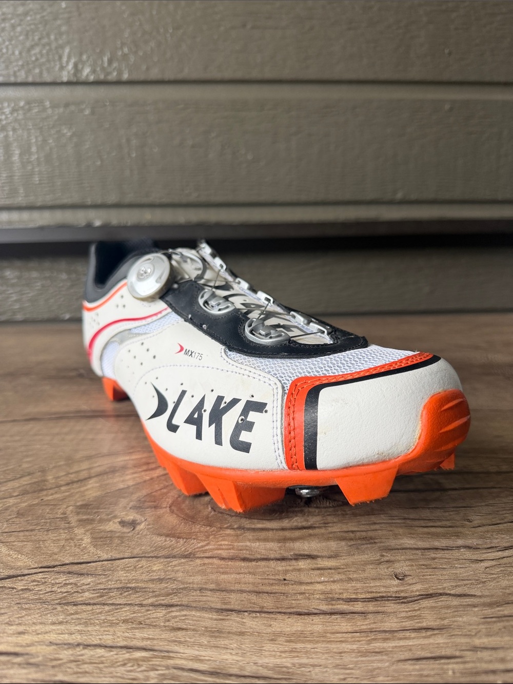 Dlake MX175 Men’s Athletic Cycling Shoe in White and Orange size 13